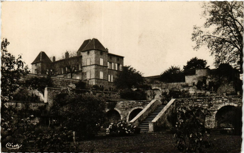 Carte postale ancienne Millery - Chateau de la Gallée - Vue générale à Millery