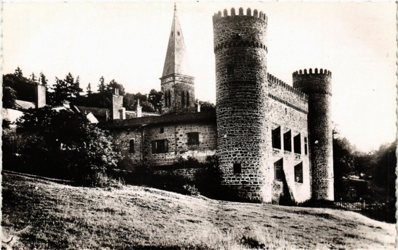 Carte postale ancienne Chateau de Saint-Bonnet-le-Froid