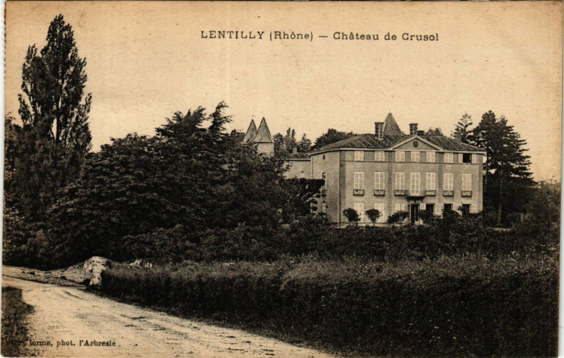 Carte postale ancienne Lentilly - Chateau de Crusol à Lentilly