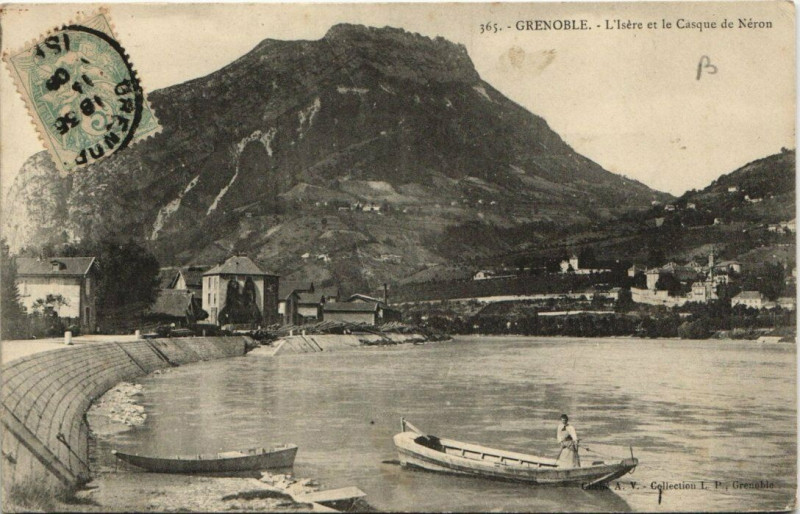 Carte postale ancienne Grenoble L'Isere et le Casque de Néron à Grenoble