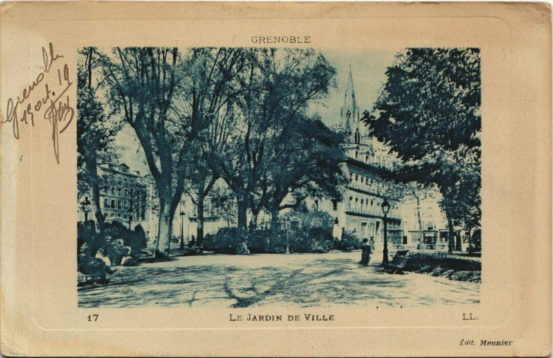 Carte postale ancienne Grenoble Le Jardin de Ville à Grenoble