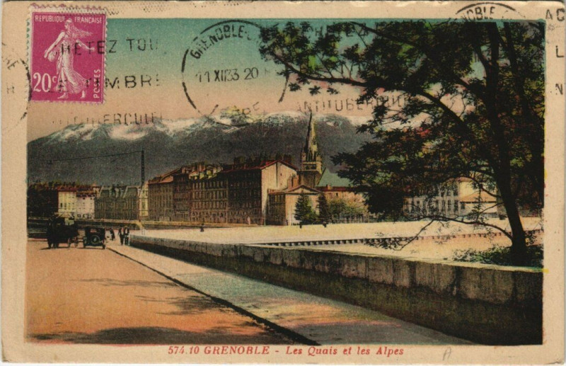 Carte postale ancienne Grenoble Les Quais et les Alpes à Grenoble