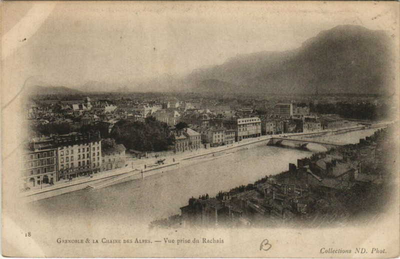 Carte postale ancienne Grenoble La Chaine des Alpes Vue prise du Rachais à Grenoble