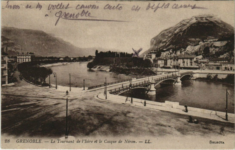 Carte postale ancienne Grenoble Le Tournant de l'Isere et le Casque de Néron à Grenoble