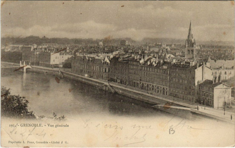 Carte postale ancienne Grenoble Vue générale à Grenoble