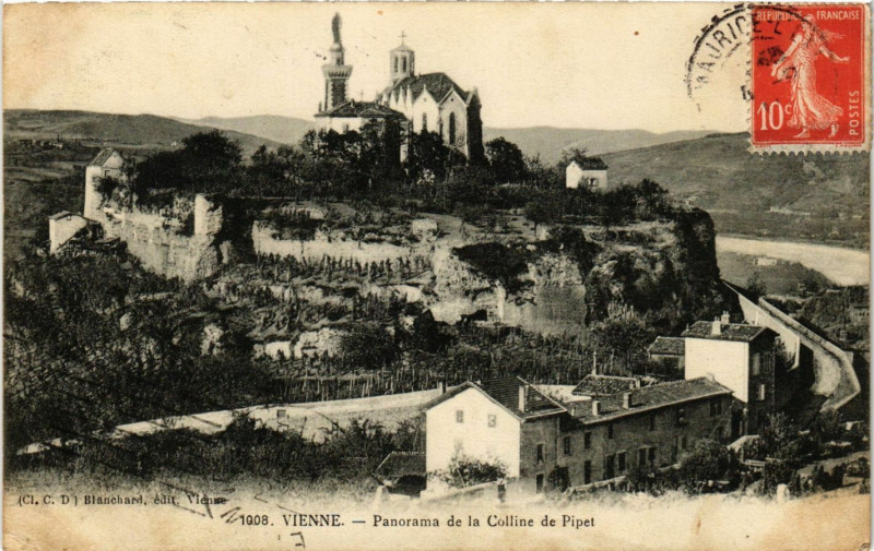 Carte postale ancienne Vienne - Panorama de la Colline de Pipet à Vienne