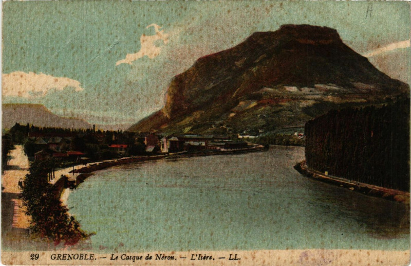 Carte postale ancienne Grenoble - Le Casque de Neron - L'Isere à Grenoble