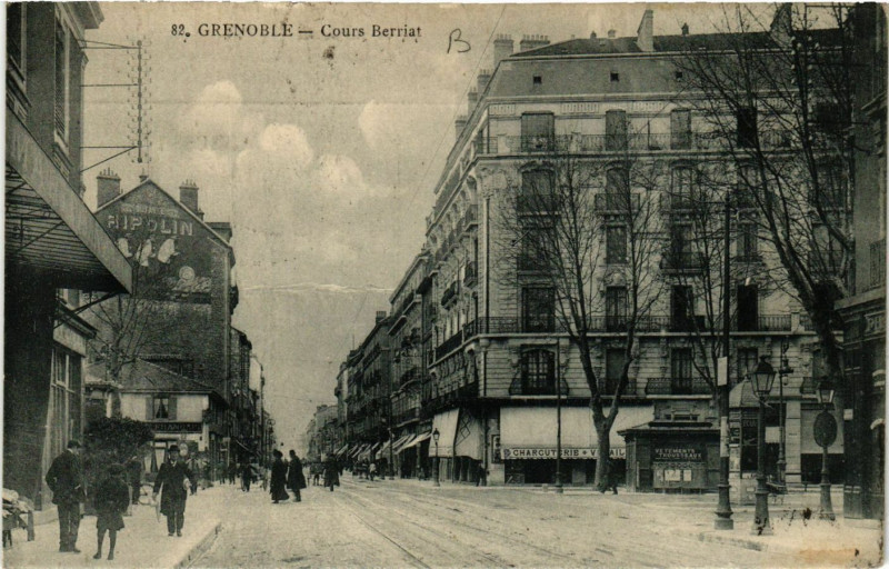 Carte postale ancienne Grenoble - Cours Berriat à Grenoble