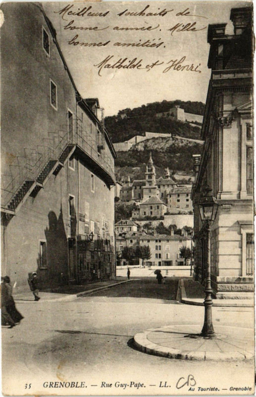 Carte postale ancienne Grenoble - Rue Guy-Pape à Grenoble