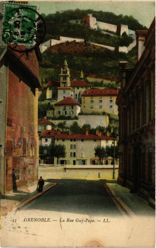 Carte postale ancienne Grenoble - La Rue Guy-Pape à Grenoble