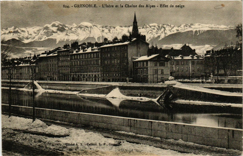 Carte postale ancienne Grenoble - L'Isere et le Chaine des Alpes - Effet de neige à Grenoble