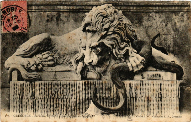 Carte postale ancienne Grenoble - Le Lion fontaine Mon.ale du Sappey à Grenoble
