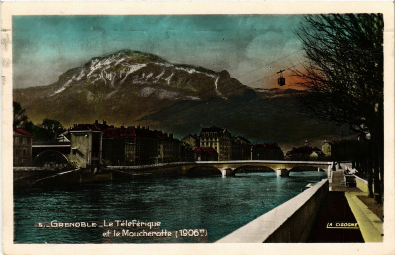 Carte postale ancienne Grenoble - Le Teleferique et le Moucherotte (1906 m) à Grenoble