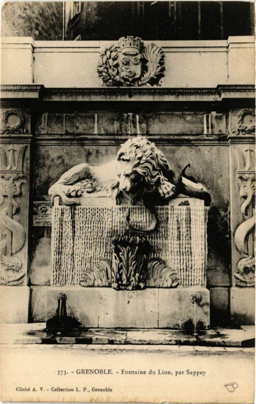 Carte postale ancienne Grenoble - Fontaine du Lion par Sappey à Grenoble