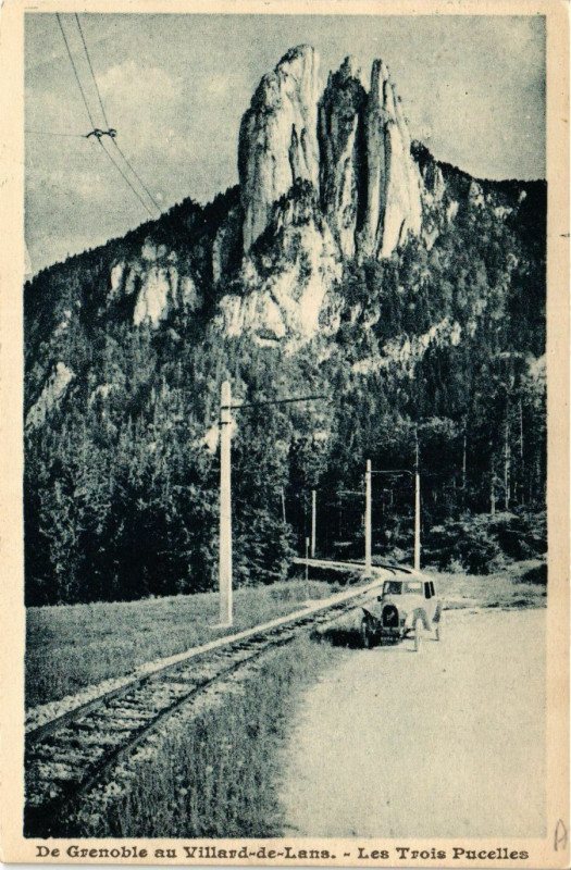 Carte postale ancienne De Grenoble au Villard-de-Lans - Les Trois Pucelles à Grenoble