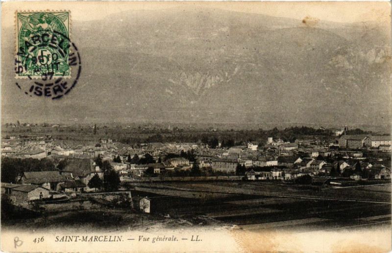 Carte postale ancienne Saint-Marcellin - Vue générale à Saint-Marcellin