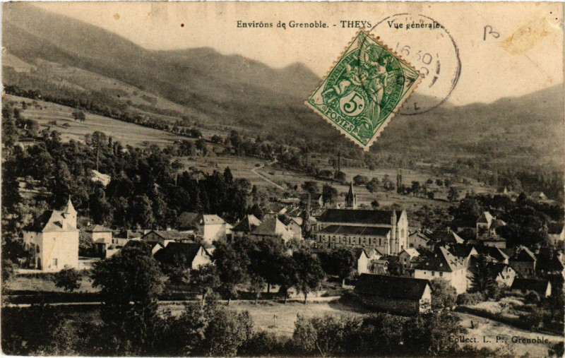 Carte postale ancienne Env. de Grenoble - Theys - Vue générale à Grenoble