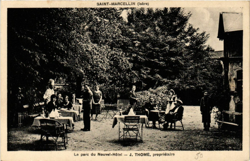 Carte postale ancienne Saint-Marcellin - Le parc du Nouvel-Hotel - J.Thome à Saint-Marcellin
