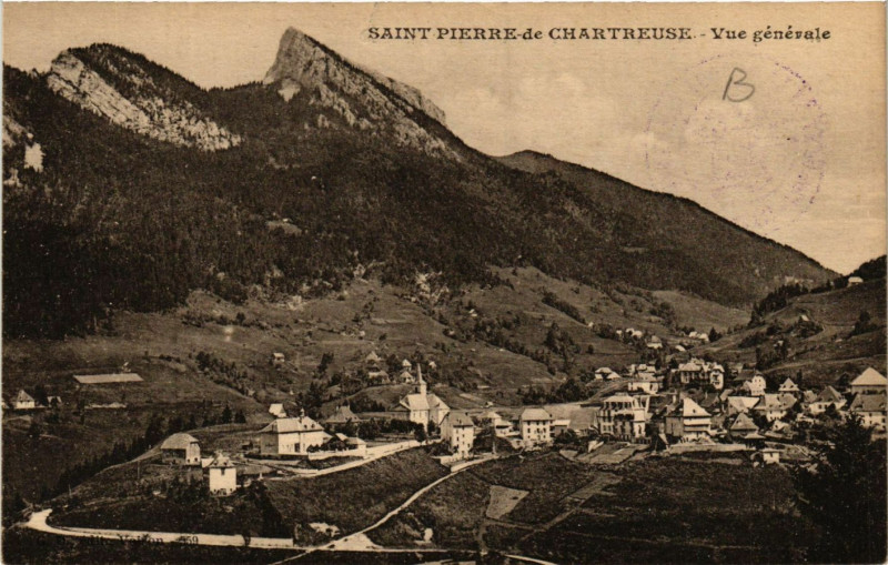 Carte postale ancienne Saint-Pierre-de-Chartreuse - Vue générale à Saint-Pierre-de-Chartreuse