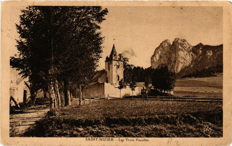Carte postale ancienne Saint-Nizier - Les Trois Pucelles