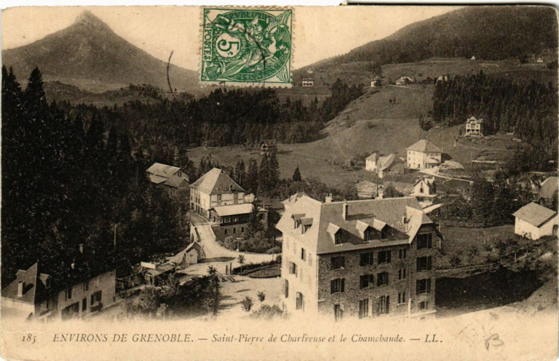 Carte postale ancienne Env. de Grenoble - Saint-Pierre de Chartreuse et le Chamechaude à Grenoble