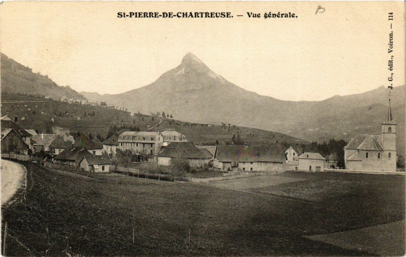 Carte postale ancienne Saint-Pierre-de-Chartreuse - Vue générale à Saint-Pierre-de-Chartreuse