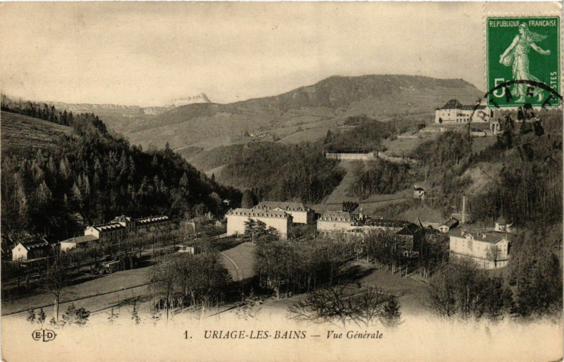 Carte postale ancienne Uriage-les-Bains - Vue générale