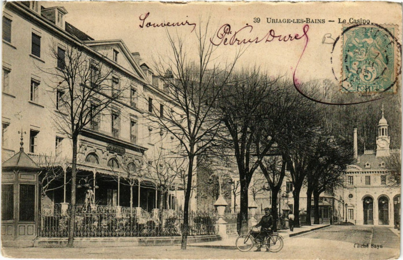 Carte postale ancienne Uriage-les-Bains - Le Casino