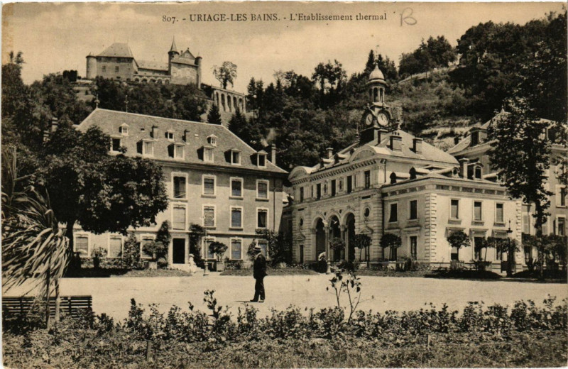Carte postale ancienne Uriage-les-Bains - L'Etabl. thermal