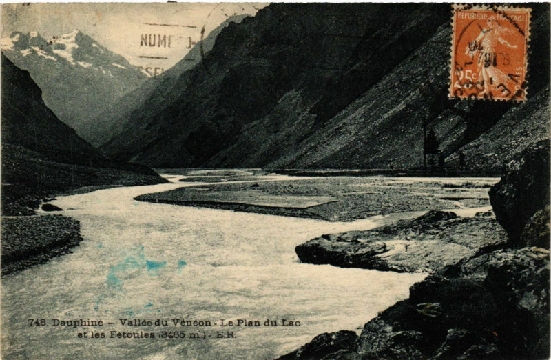 Carte postale ancienne Dauphiné Vallée du Veneon Plan du Lac et les Fetoules (2465m à Plan