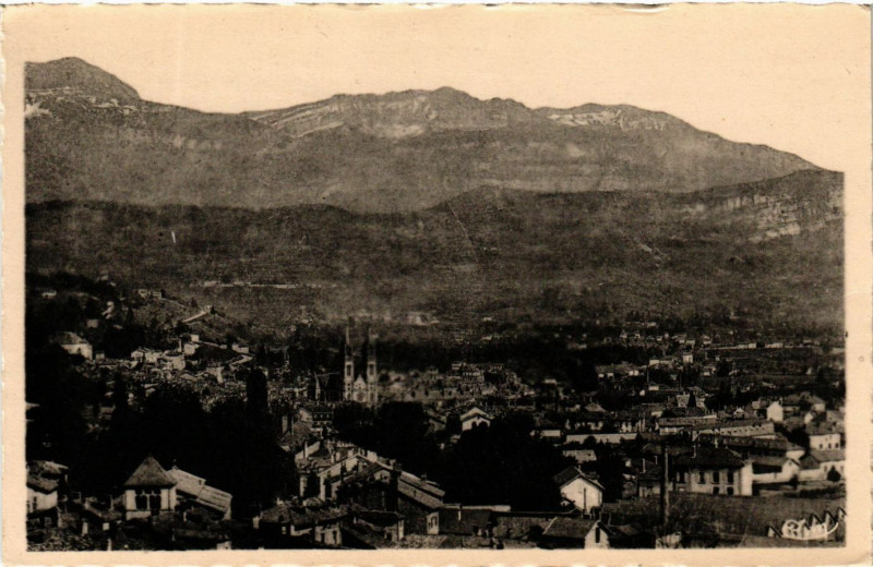 Carte postale ancienne Voiron-Chartreuse - Vue générale à Voiron