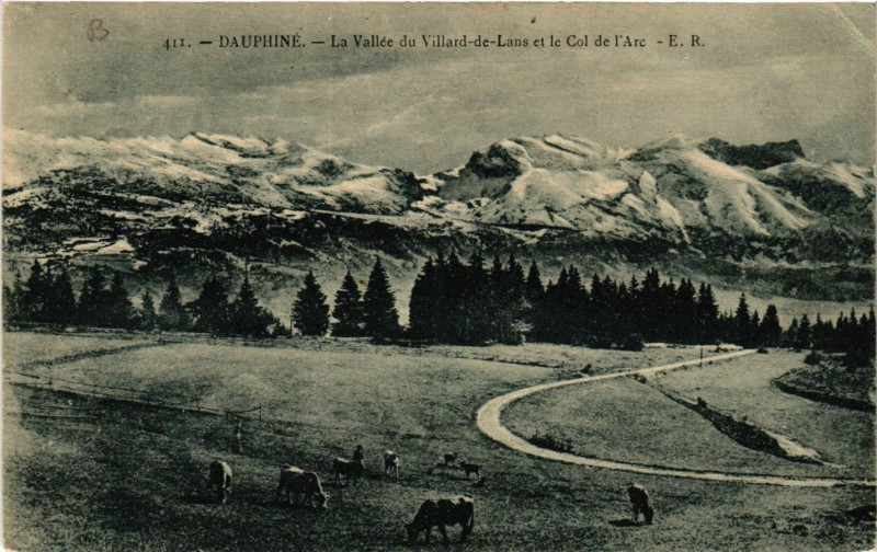 Carte postale ancienne Dauphiné - La Villard-de-Lans et le Col de l'Arc à Villard-de-Lans