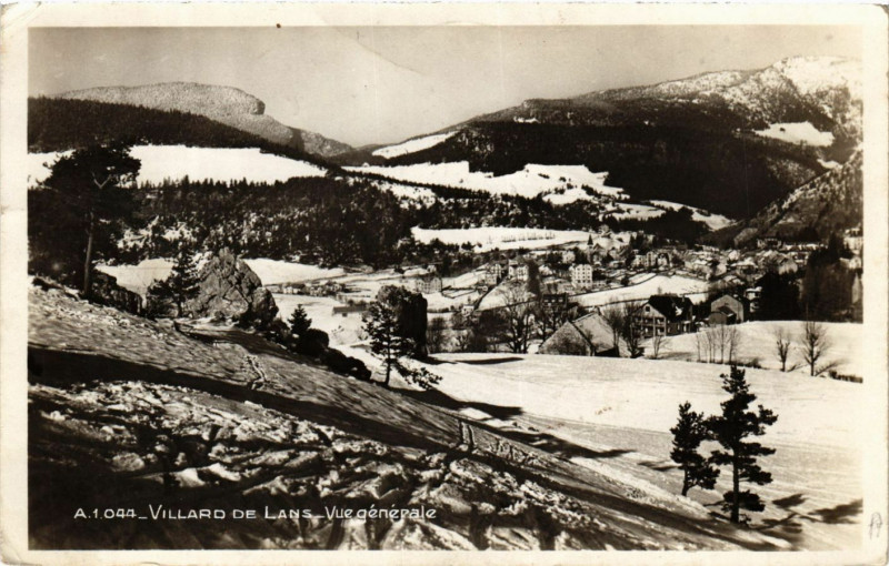 Carte postale ancienne Villard-de-Lans - Vue générale à Villard-de-Lans