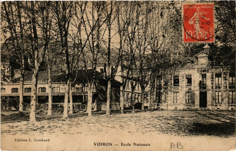 Carte postale ancienne Voiron - Ecole Nationale à Voiron