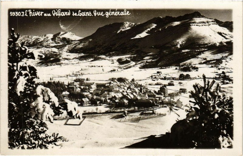 Carte postale ancienne L'hiver en Villard-de-Lans Vue générale à Villard-de-Lans