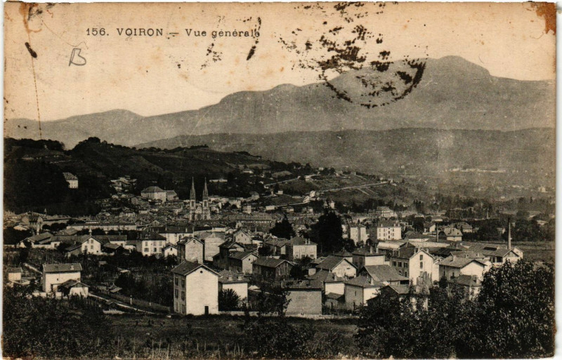 Carte postale ancienne Voiron - Vue générale à Voiron