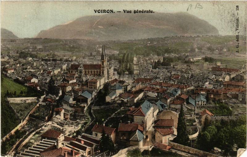 Carte postale ancienne Voiron - Vue générale à Voiron