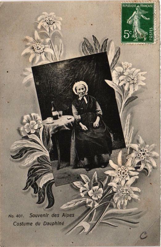 Carte postale ancienne Souvenir des Alpes Costume du Dauphiné