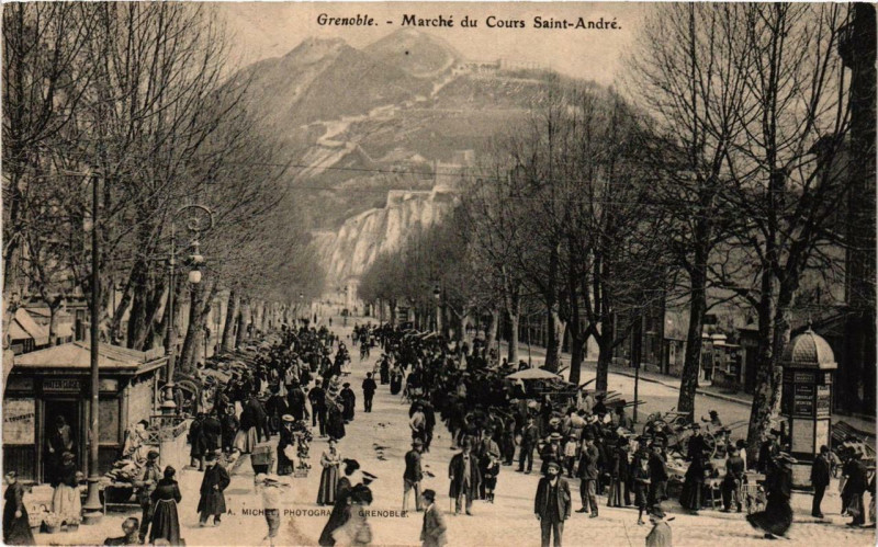 Carte postale ancienne Grenoble - Marché du Cours Saint-Andre à Grenoble