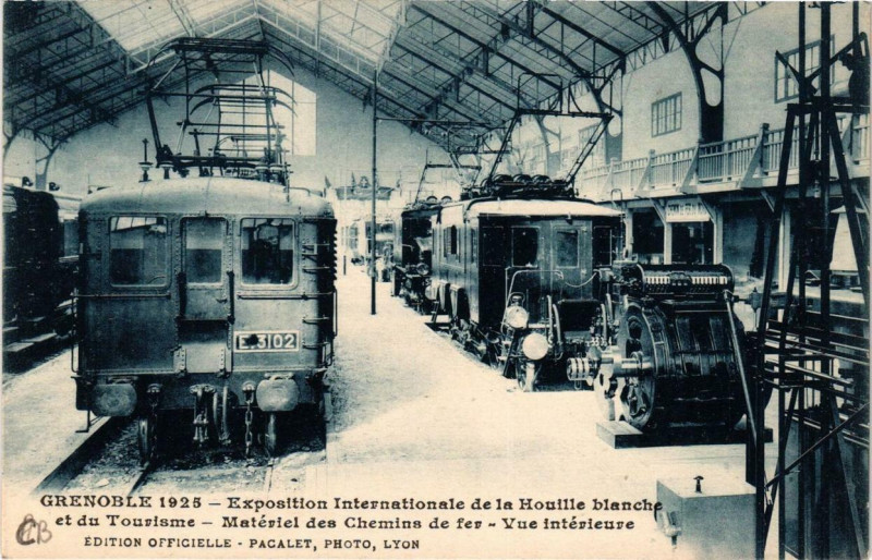 Carte postale ancienne Grenoble - Matérial des Chemins de fer-vue intérieure à Grenoble