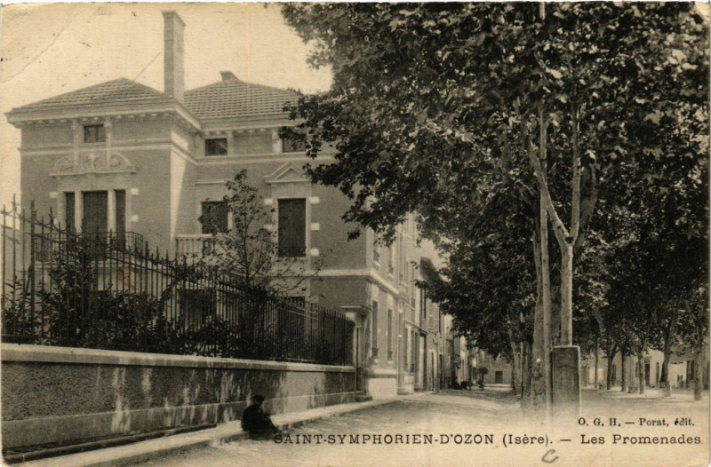 Carte postale ancienne Saint-Symphorien-d'Ozon - Les Promenades à Oz