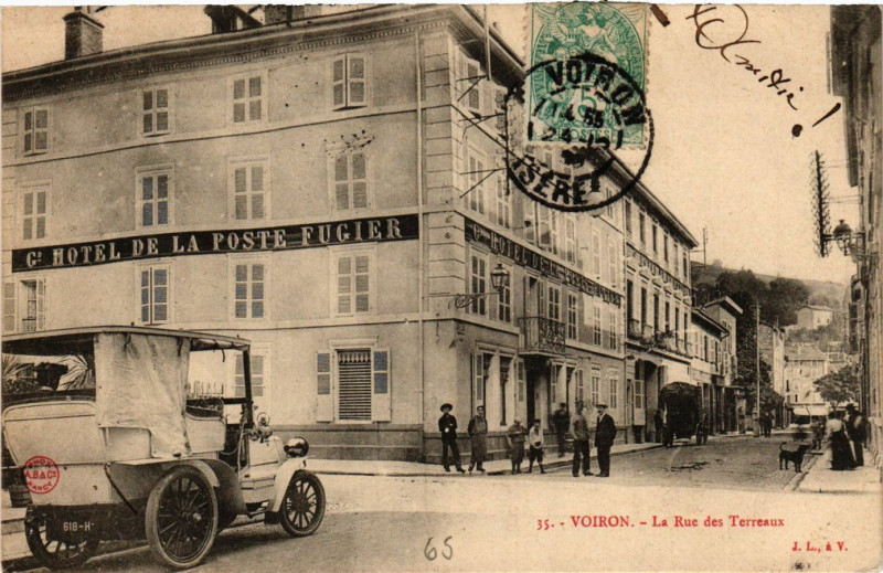 Carte postale ancienne Voiron - La Rue des Terreaux à Voiron