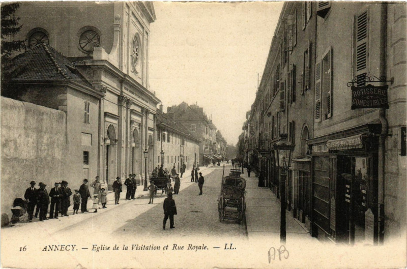 Carte postale ancienne Annecy - Eglise de la Visitation et Rue Royale à Annecy