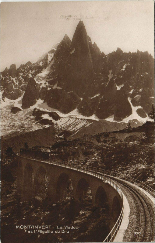 Carte postale ancienne Montavert Le Viaduc Aiguille du Dru