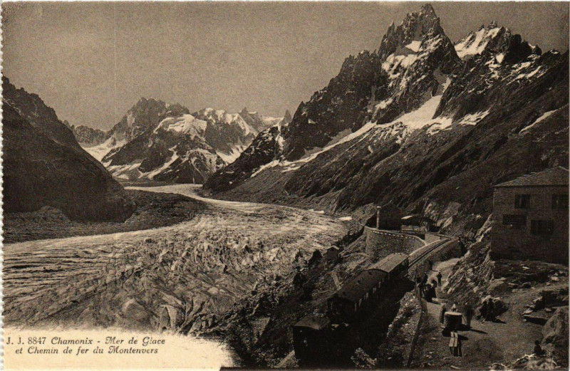 Carte postale ancienne Chamonix - Mer de Glace et Chemin de Fer au Montenvers à Vers