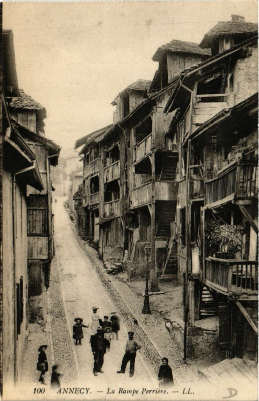 Carte postale ancienne Annecy - La Rampe Perriere à Annecy
