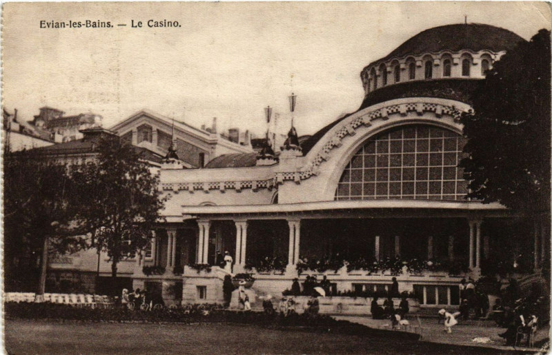 Carte postale ancienne Evian-les-Bains - Le Casino à Évian-les-Bains