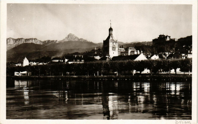 Carte postale ancienne Evian-les-Bains - Vue générale à Évian-les-Bains