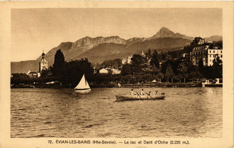 Carte postale ancienne Evian-les-Bains - Le Lac et Dent d'Oche à Évian-les-Bains