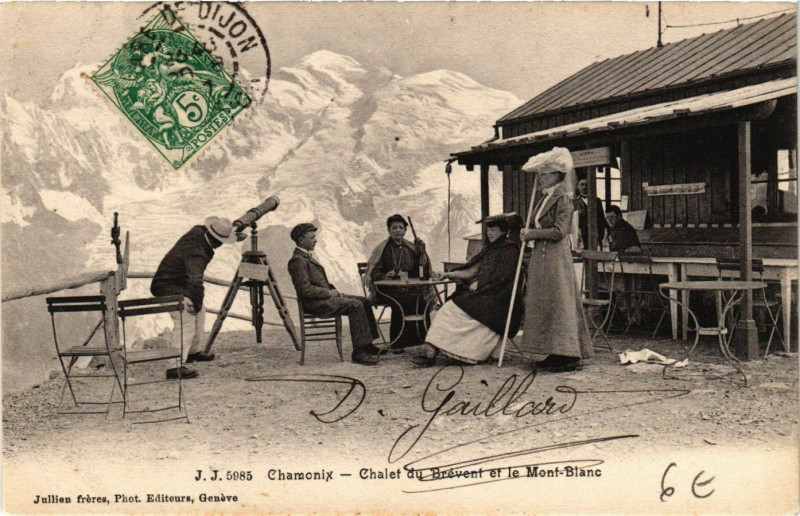 Carte postale ancienne Chamonix - Chalet du Brévent et le Mont-Blanc